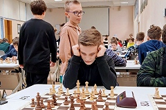 Арсений Клещевников одержал победу в первенстве Москвы до 15 лет за тур до финиша