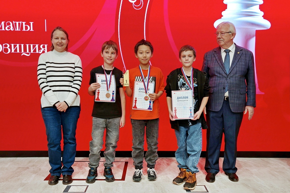 Роман Шогджиев и Алиса Юнкер показали стопроцентный результат на первенстве Москвы по блицу